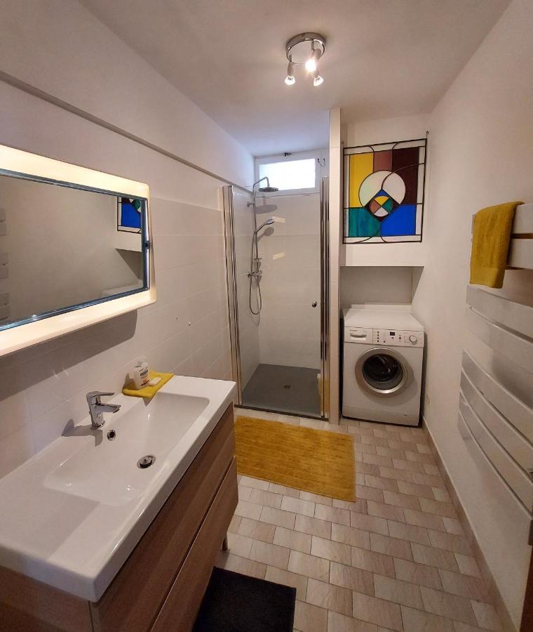Les Iris Apartment Villefranche-de-Rouergue Luaran gambar